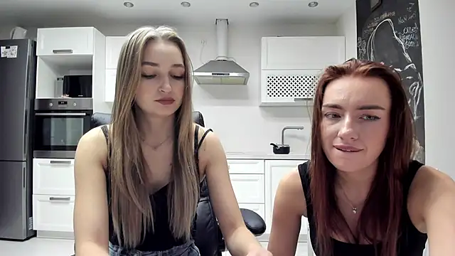 lisenok online show from November 2, 10:15 pm