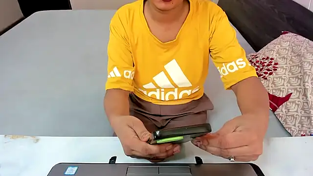 Snapshot of Queen_Couple chatting on September 19, 5:44 am Queen Couple online show from September 19, 5:44 am