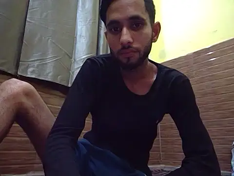 Snapshot of Queen_Couple chatting on March 2, 4:14 pm Queen Couple online show from March 2, 4:14 pm