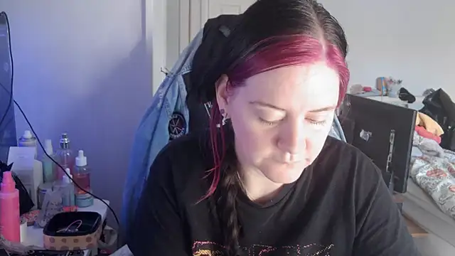 Snapshot of AureliaXOX chatting on October 15, 10:01 am AureliaXOX online show from October 15, 10:01 am