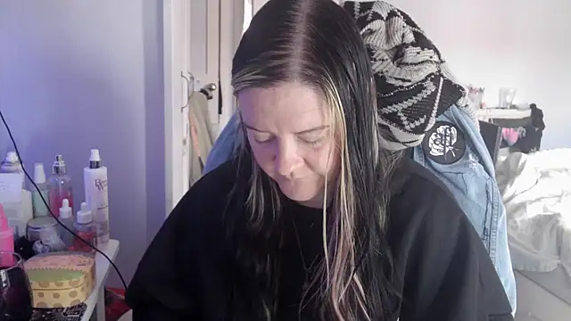 Snapshot of AureliaXOX chatting on October 1, 9:25 am AureliaXOX online show from October 1, 9:25 am