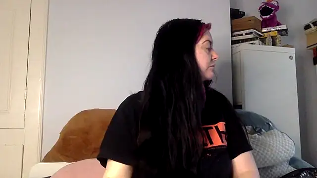 Snapshot of AureliaXOX chatting on February 15, 11:20 am AureliaXOX online show from February 15, 11:20 am