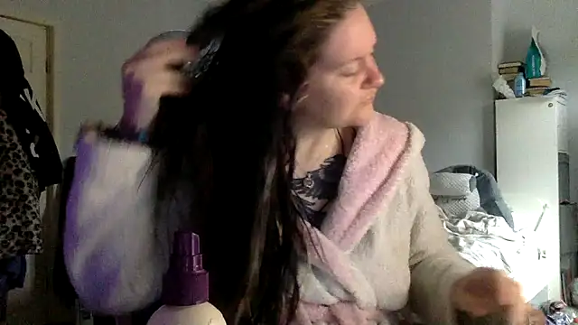 Snapshot of AureliaXOX chatting on February 13, 10:55 am AureliaXOX online show from February 13, 10:55 am