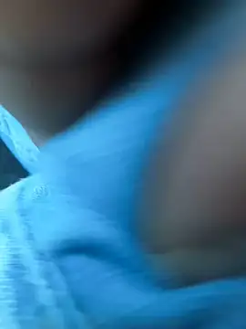 sark0606 online show from February 5, 7:50 am