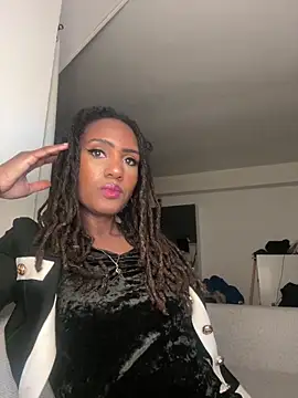 Aurianne online show from February 14, 7:47 pm