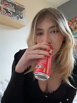 angeleyezlolita online show from February 8, 2:38 pm