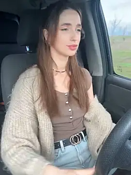 Maria Moonlight online show from December 4, 9:52 am