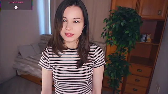 EleneBrach online show from September 15, 6:14 am