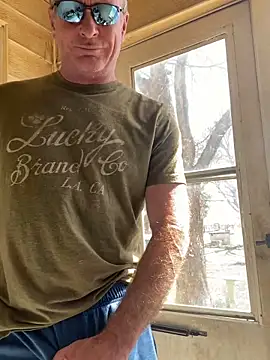 hintly online show from March 25, 8:08 pm