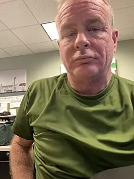 hintly online show from April 13, 9:41 pm