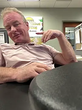 hintly online show from February 6, 9:22 pm