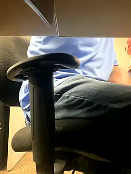 hintly online show from November 17, 9:41 pm