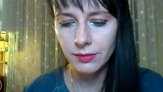 Snapshot of LuminousLady chatting on March 18, 9:53 pm LuminousLady online show from March 18, 9:53 pm