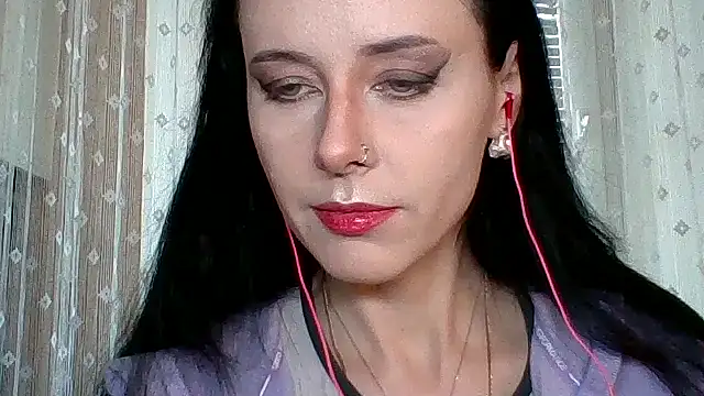 Snapshot of LuminousLady chatting on September 29, 1:17 pm LuminousLady online show from September 29, 1:17 pm