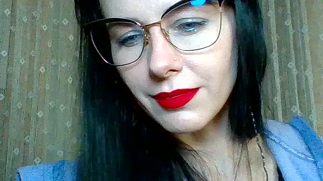 Snapshot of LuminousLady chatting on March 20, 8:51 pm LuminousLady online show from March 20, 8:51 pm