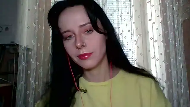 Snapshot of LuminousLady chatting on September 14, 5:41 am LuminousLady online show from September 14, 5:41 am