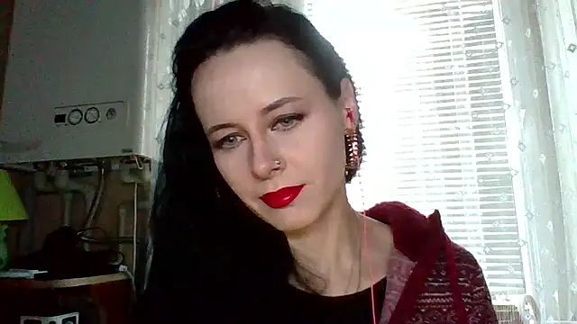 Snapshot of LuminousLady chatting on November 11, 12:22 pm LuminousLady online show from November 11, 12:22 pm