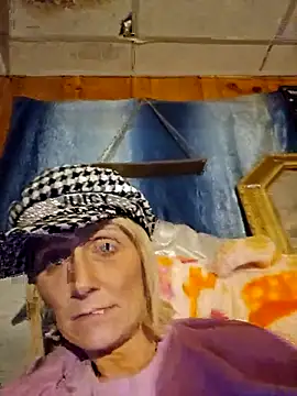 beautifulme23 online show from February 17, 6:20 am