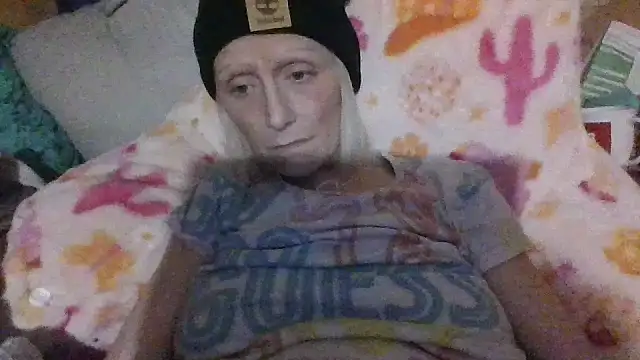 beautifulme23 online show from February 18, 8:05 am