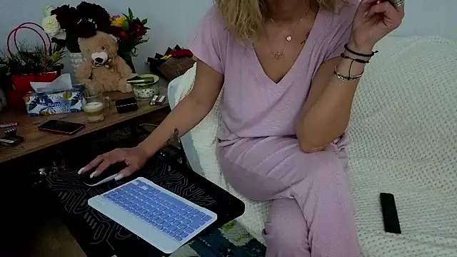 SweetAnia  online show from March 7, 11:49 am