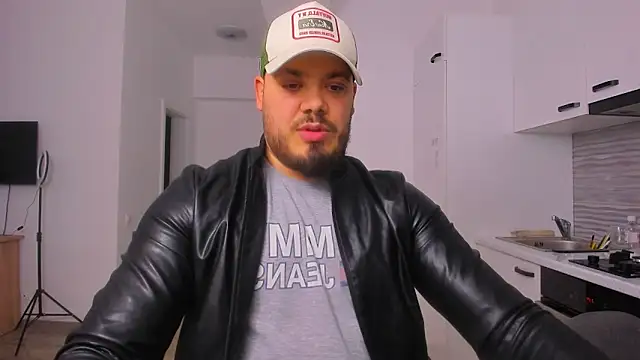 ZackMasterss online show from December 22, 7:14 pm