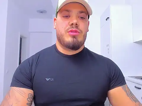 Snapshot of ZackMasterss chatting on October 24, 8:30 pm ZackMasterss online show from October 24, 8:30 pm