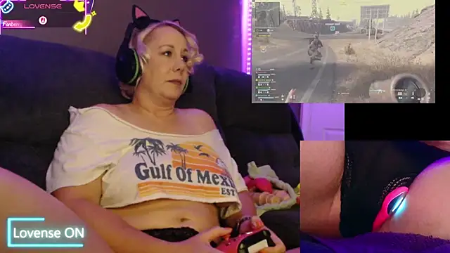 Trixiekittycutie online show from September 29, 1:23 am