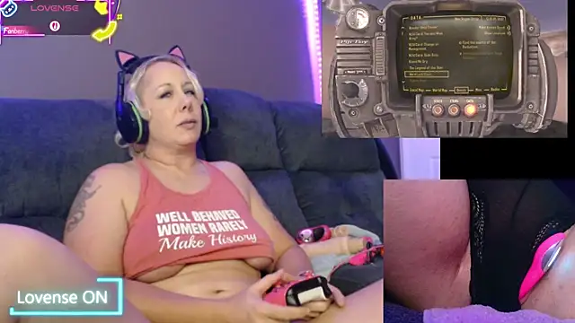 Trixiekittycutie online show from September 19, 6:45 pm