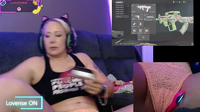 Trixiekittycutie online show from September 21, 2:17 am