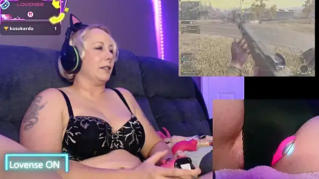 Trixiekittycutie online show from September 27, 1:34 am