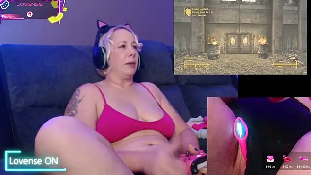 Trixiekittycutie online show from September 22, 5:41 pm