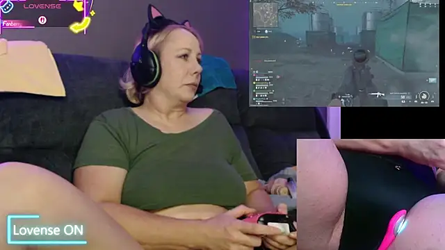 Trixiekittycutie online show from October 11, 1:17 am