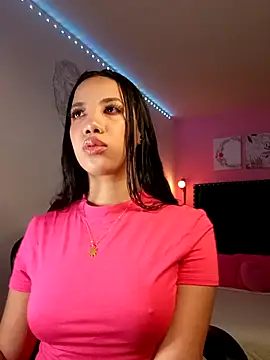 SallyWhitee online show from March 5, 4:42 am