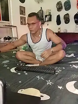 XhaseFoX online show from February 18, 2:27 am
