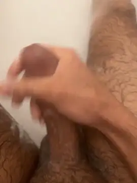 amialiii online show from April 10, 1:18 pm