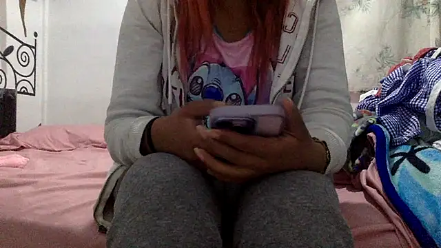 Snapshot of sharonlopez9611 chatting on October 7, 3:51 am sharonlopez9611 online show from October 7, 3:51 am
