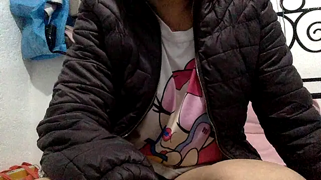 sharonlopez9611 online show from April 3, 2:51 am