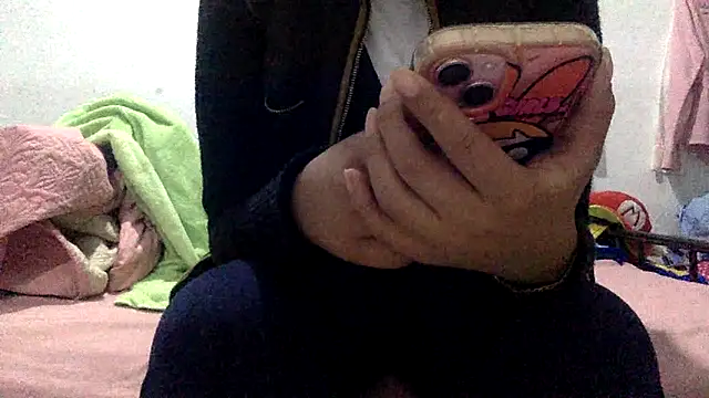 sharonlopez9611 online show from February 5, 3:02 am