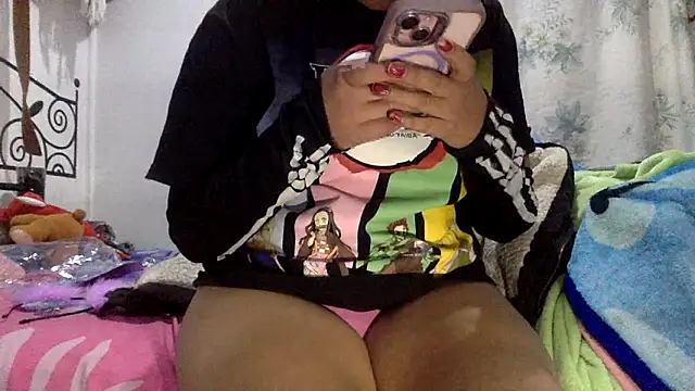 sharonlopez9611 online show from January 8, 3:34 am