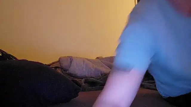 Foxtrott 242 online show from March 5, 1:46 am