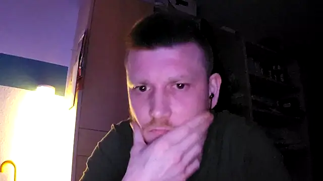 Foxtrott 242 online show from November 27, 2:34 am