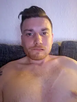 Foxtrott 242 online show from September 27, 10:38 pm