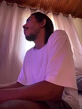 Mineirinho043 online show from April 12, 3:15 pm