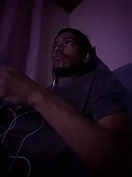 Mineirinho043 online show from March 25, 5:40 am