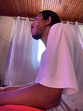 Mineirinho043 online show from April 14, 2:33 pm