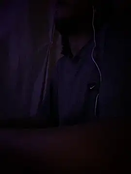 Mineirinho043 online show from March 28, 11:17 pm