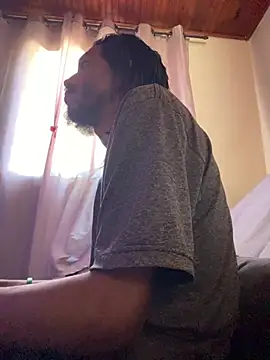 Snapshot of Mineirinho043 chatting on July 7, 2:20 pm Mineirinho043 online show from July 7, 2:20 pm
