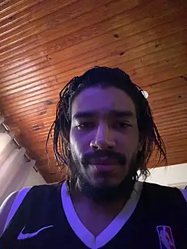 Snapshot of Mineirinho043 chatting on May 23, 2:27 pm Mineirinho043 online show from May 23, 2:27 pm