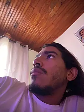 Mineirinho043 online show from April 3, 4:02 pm