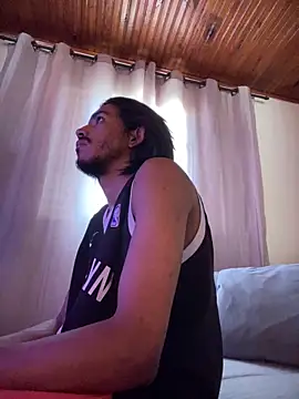 Mineirinho043 online show from April 10, 1:51 pm